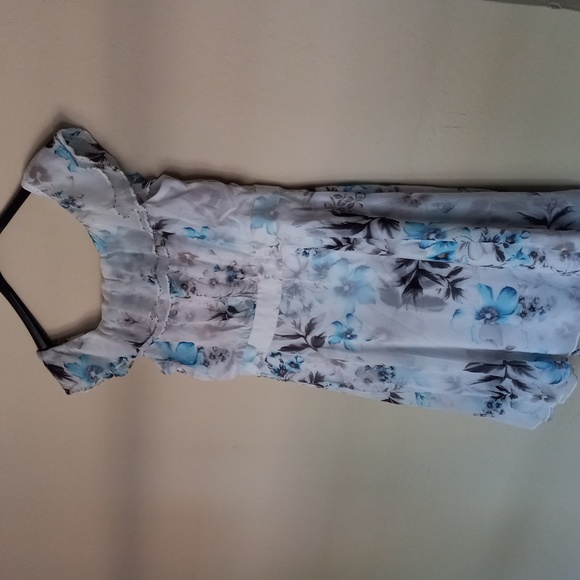 White House Black Market Dresses & Skirts - White House Black Market Dress 14 Watercolor Pastel Floral